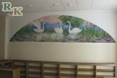 Художественная роспись стен в детской библиотеке  по мотивам сказки Х.К. Андерсена «Гадкий утенок»