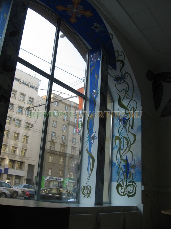 художественная роспись окна в читальном зале